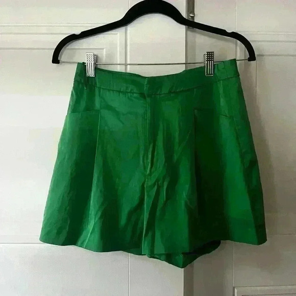 Zara women's green tailored shorts size M - Picture 4 of 5